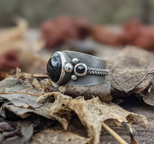 Statement Onyx Ring