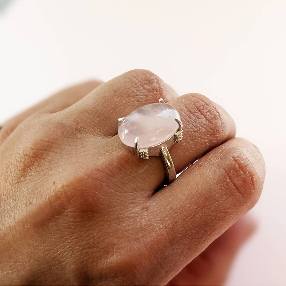 Rose quartz ring