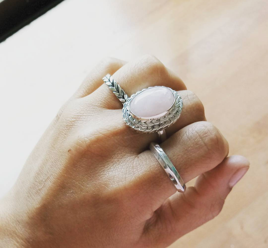 Double braid rose quartz ring