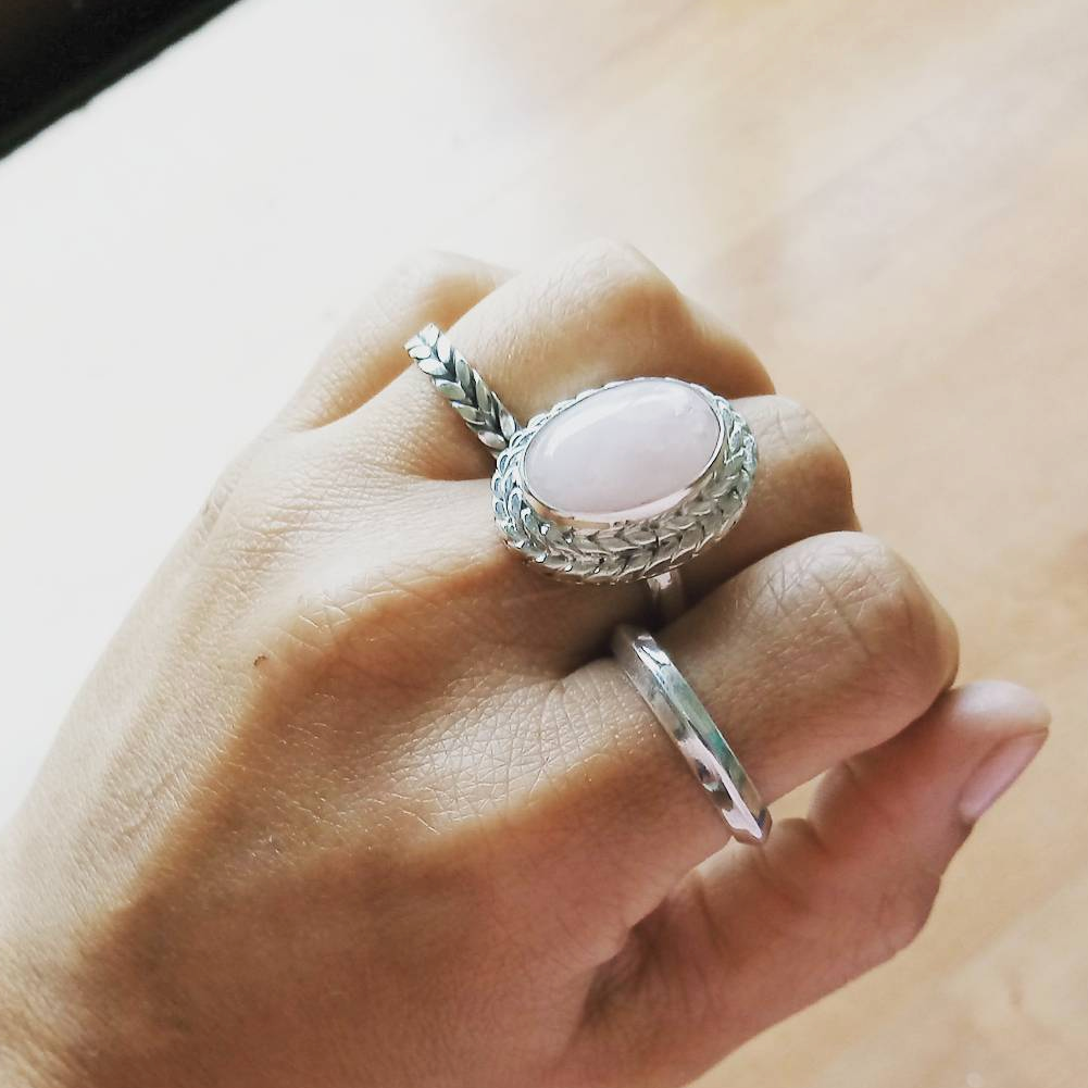 Double braid rose quartz ring