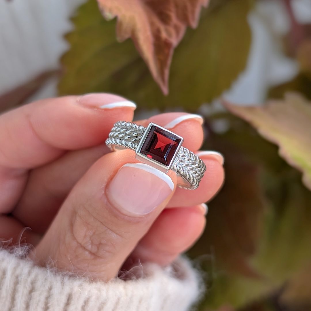 The Braided Flame Ring