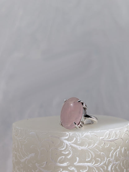 Rose quartz ring