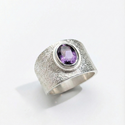 Pure Amethyst Ring